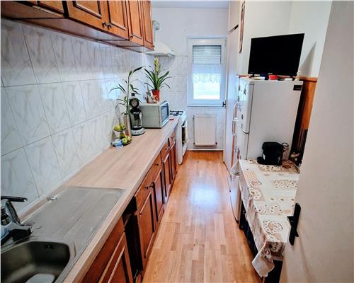 PRET ACCESIBIL! Apartament 3 CAMERE 105000 EURO de vanzare in Sibiu- Vasile Aron