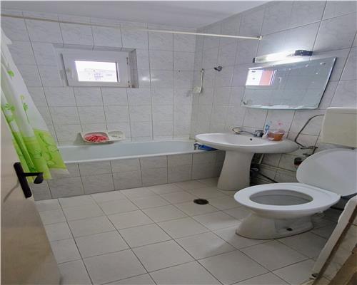 PRET ACCESIBIL! Apartament 3 CAMERE 105000 EURO de vanzare in Sibiu Vasile Aron